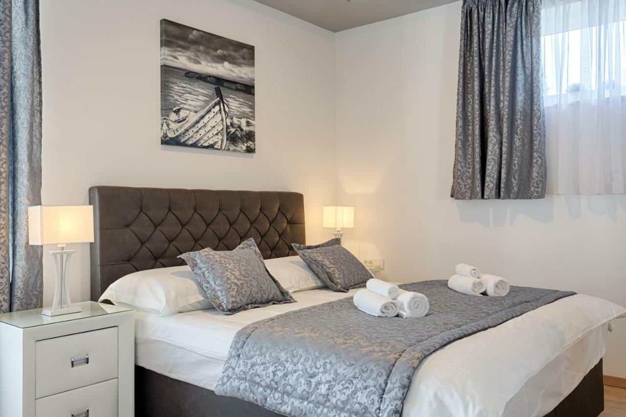 Luxury Rooms Floramye (Adults Only) Split Eksteriør billede