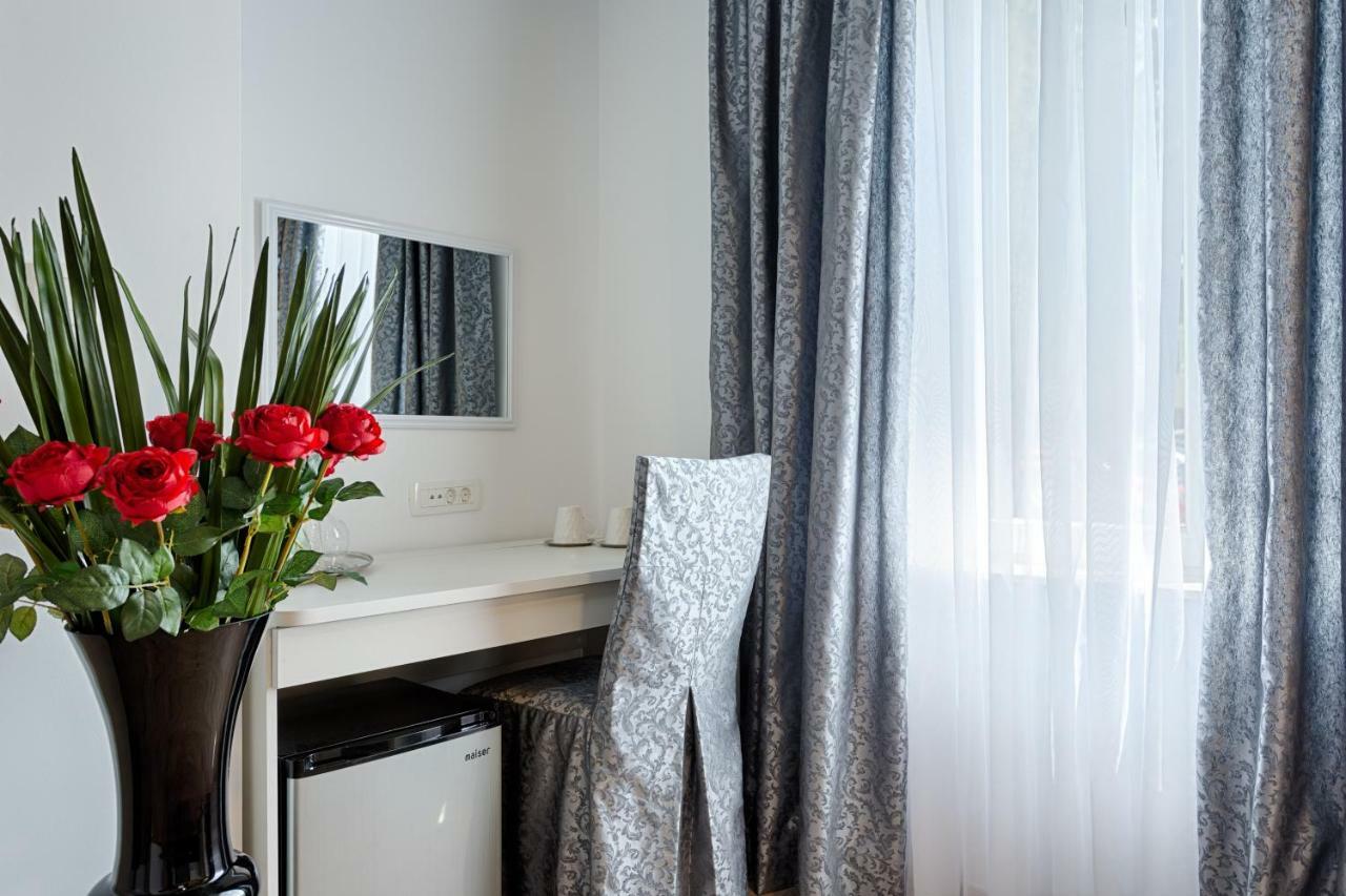 Luxury Rooms Floramye (Adults Only) Split Eksteriør billede